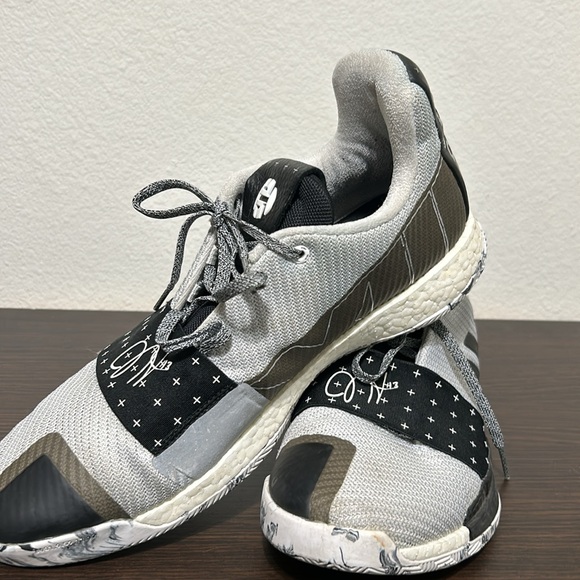 James harden vol 3 basketball shoes - Picture 2 of 2